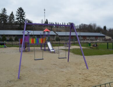 Budowa placu zabaw dla dzieci w miejscowości Sady, gmina Skierbieszów