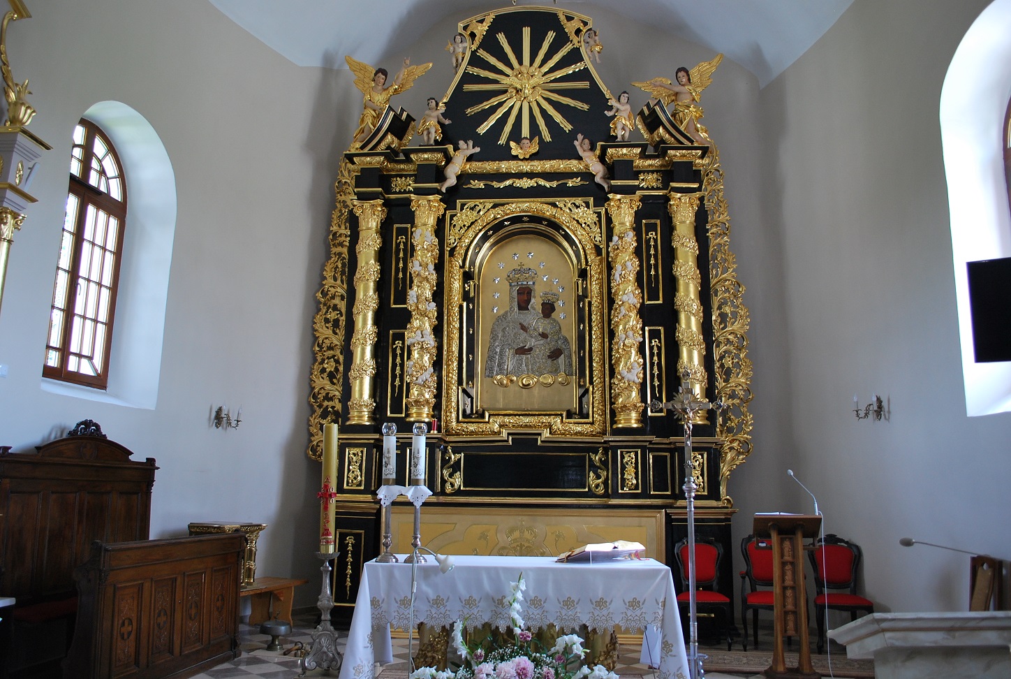 Parafia Rzymsko – Katolicka Wniebowzięcia N.M.P w Skierbieszowie